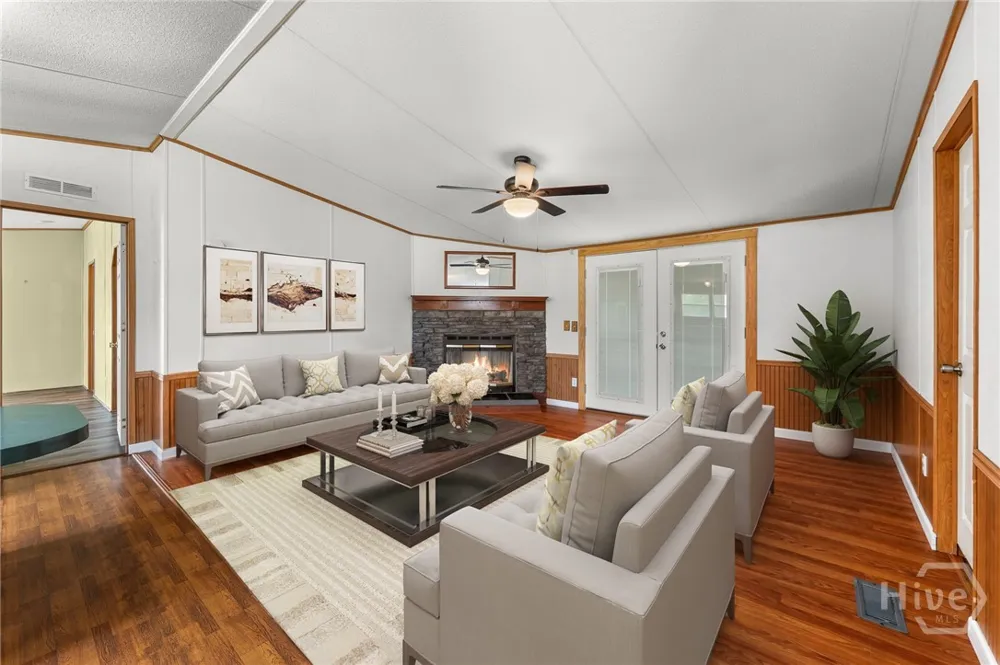 3317 Henry Moxley Rd Cobbtown, GA 30420