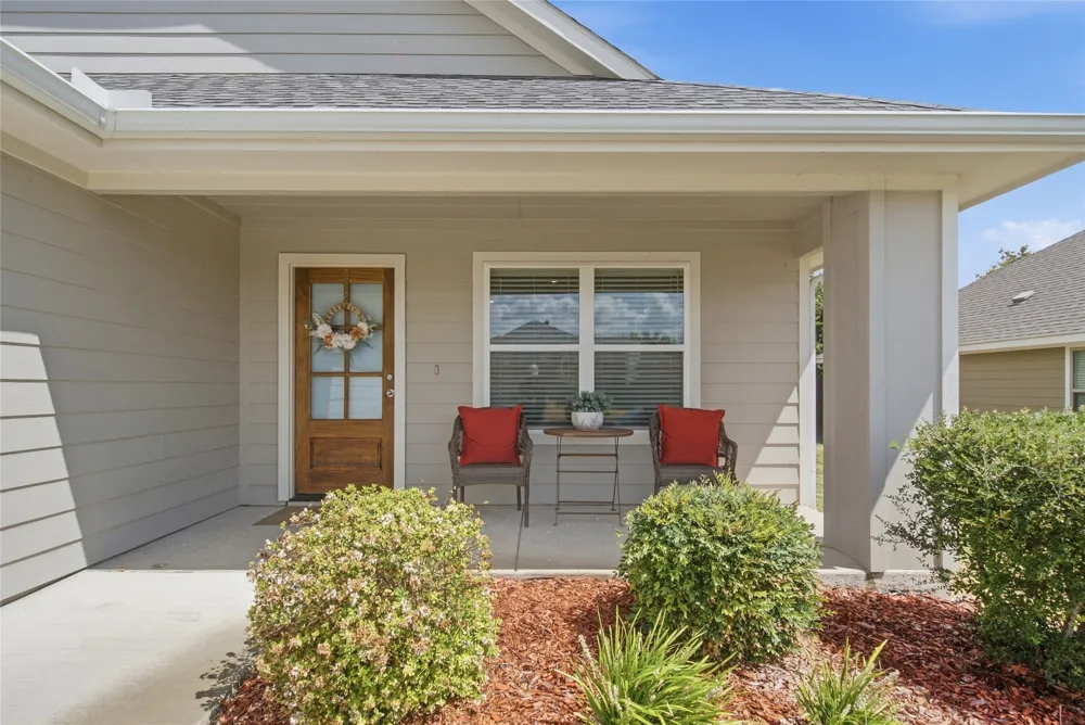 211 Clover Circle Weatherford, TX 76086
