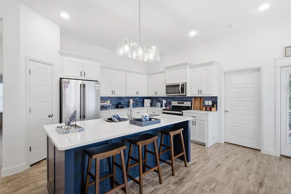 211 Clover Circle Weatherford, TX 76086