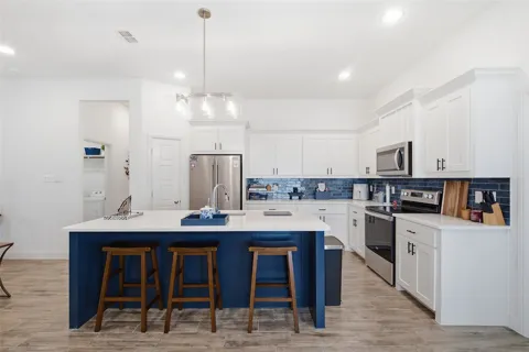 211 Clover Circle