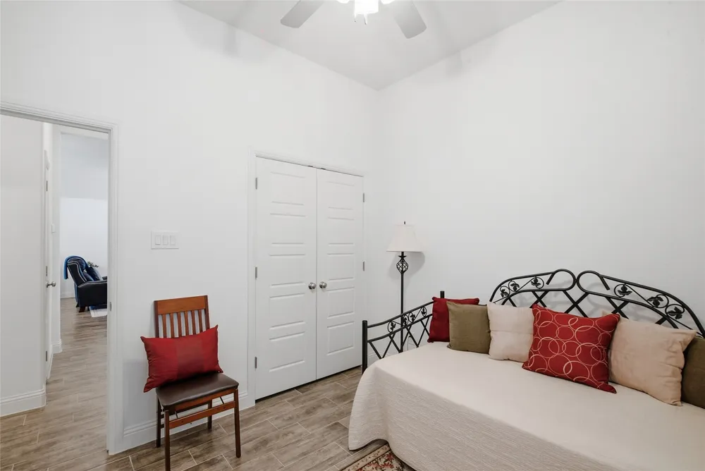 211 Clover Circle Weatherford, TX 76086