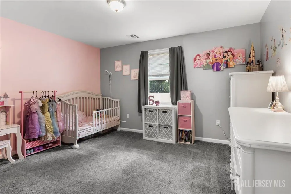 6 Soden Lane Old Bridge, NJ 08857