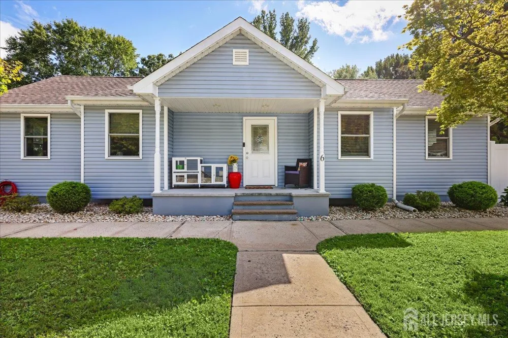 6 Soden Lane Old Bridge, NJ 08857