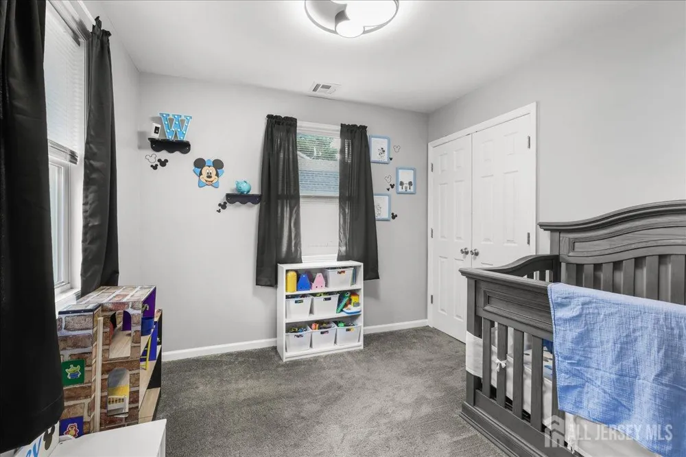 6 Soden Lane Old Bridge, NJ 08857