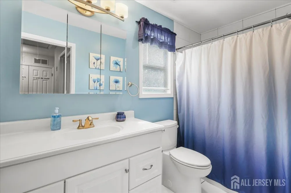 6 Soden Lane Old Bridge, NJ 08857