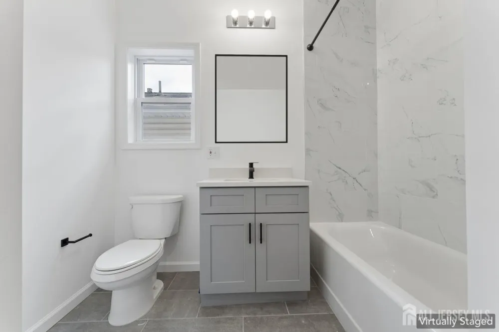 914 Bergen St Street Newark, NJ 07112