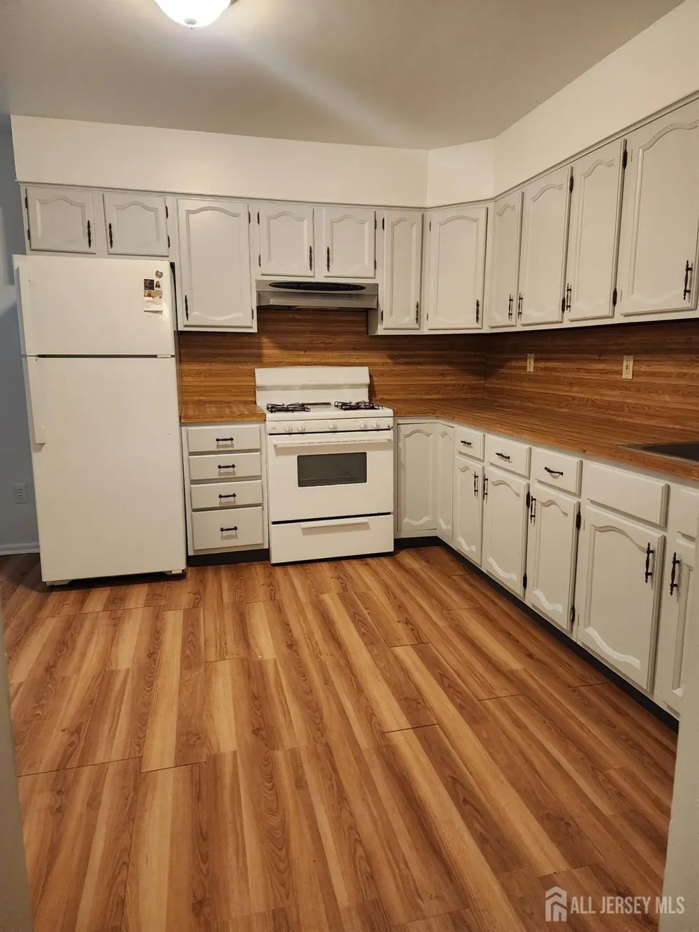 47 Thorpe Avenue #1 Avenel, NJ 07001