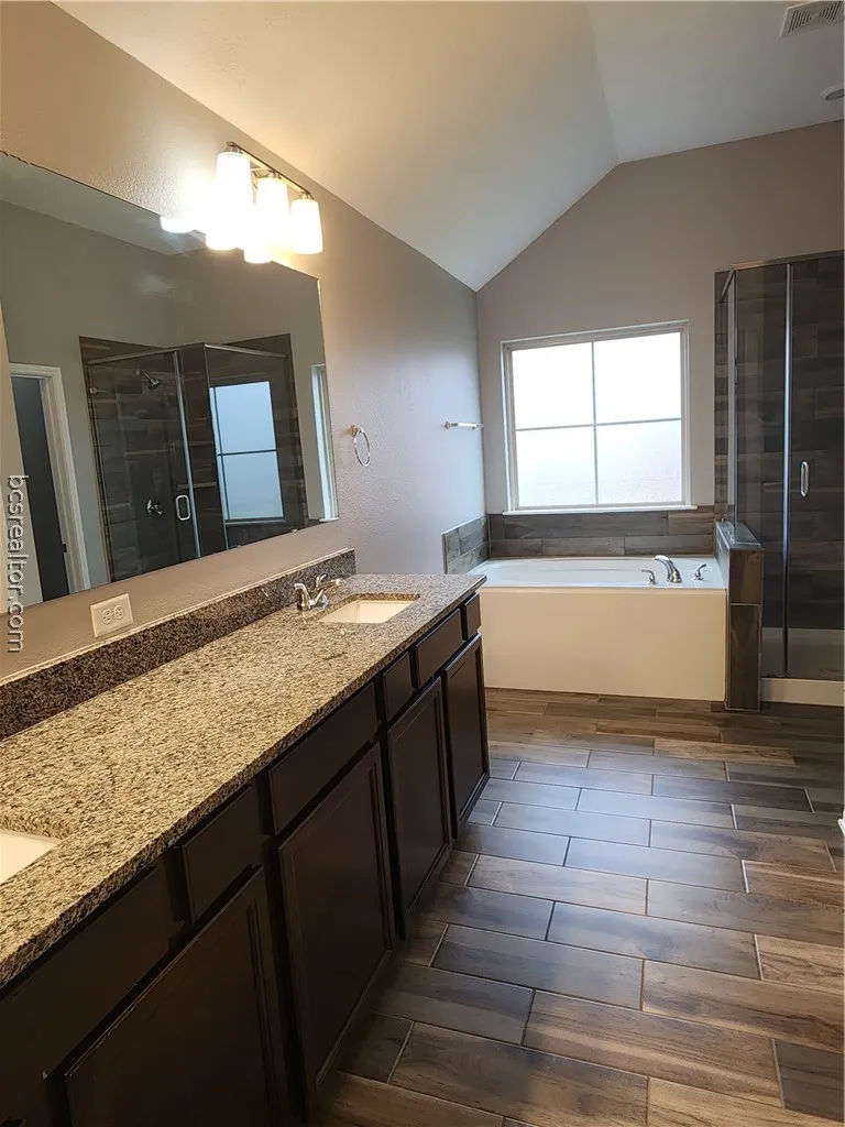 4015 Dunlap Loop College Station, TX 77845