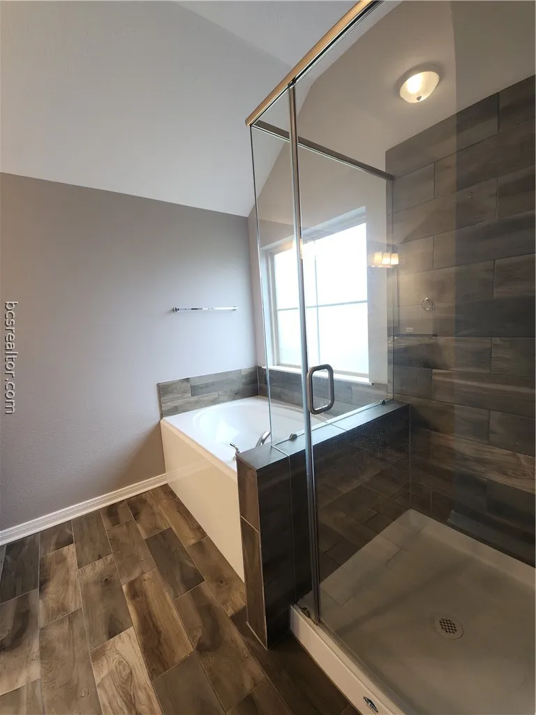 4015 Dunlap Loop College Station, TX 77845