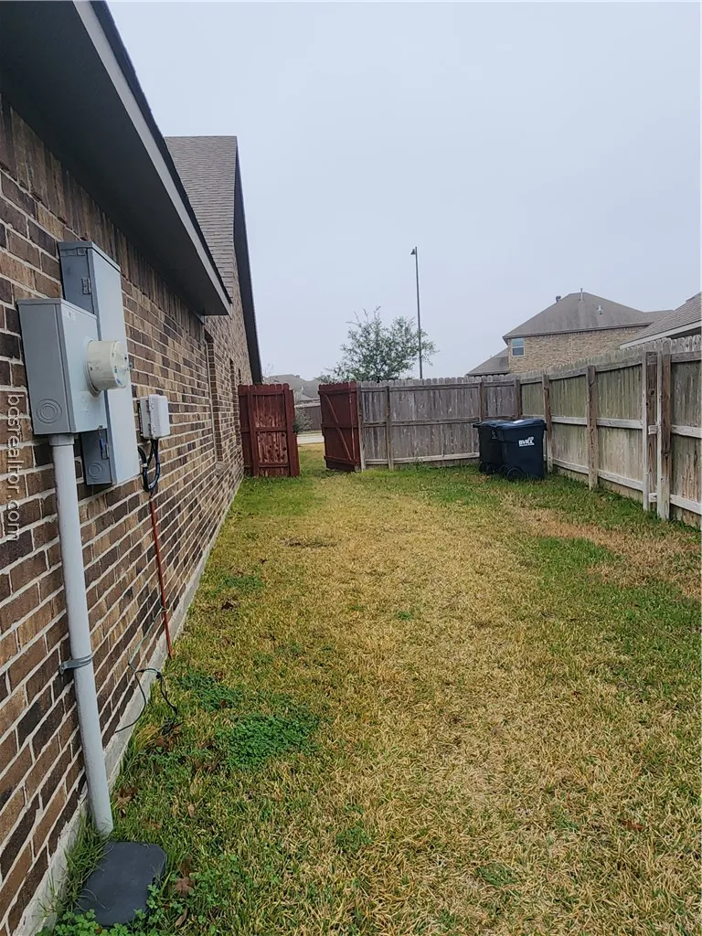 4015 Dunlap Loop College Station, TX 77845