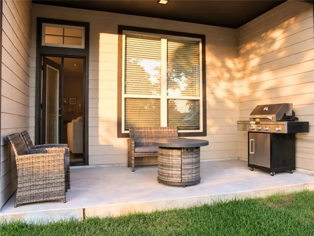 4015 Dunlap Loop College Station, TX 77845