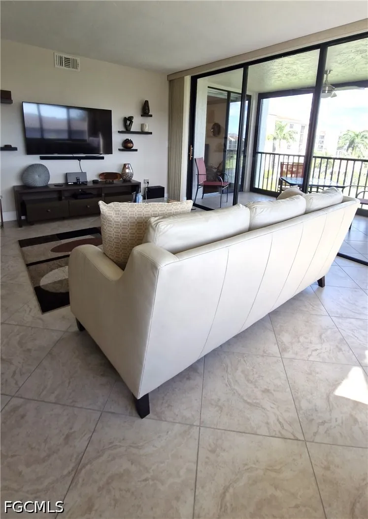 Steamboat Bend E #403 Fort Myers, FL 33919
