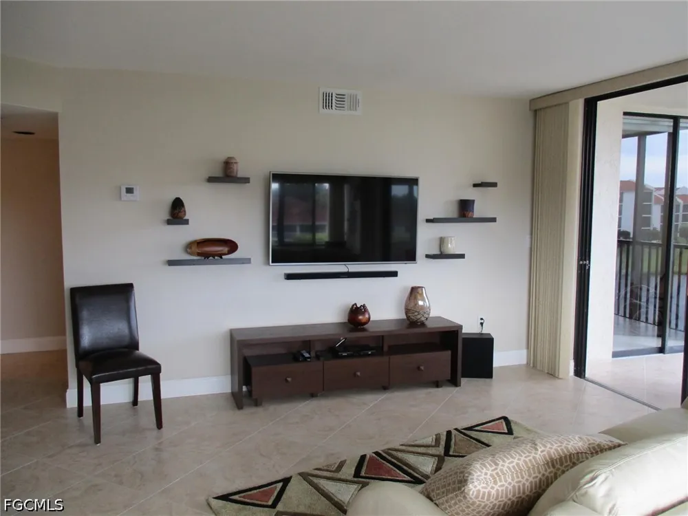 Steamboat Bend E #403 Fort Myers, FL 33919