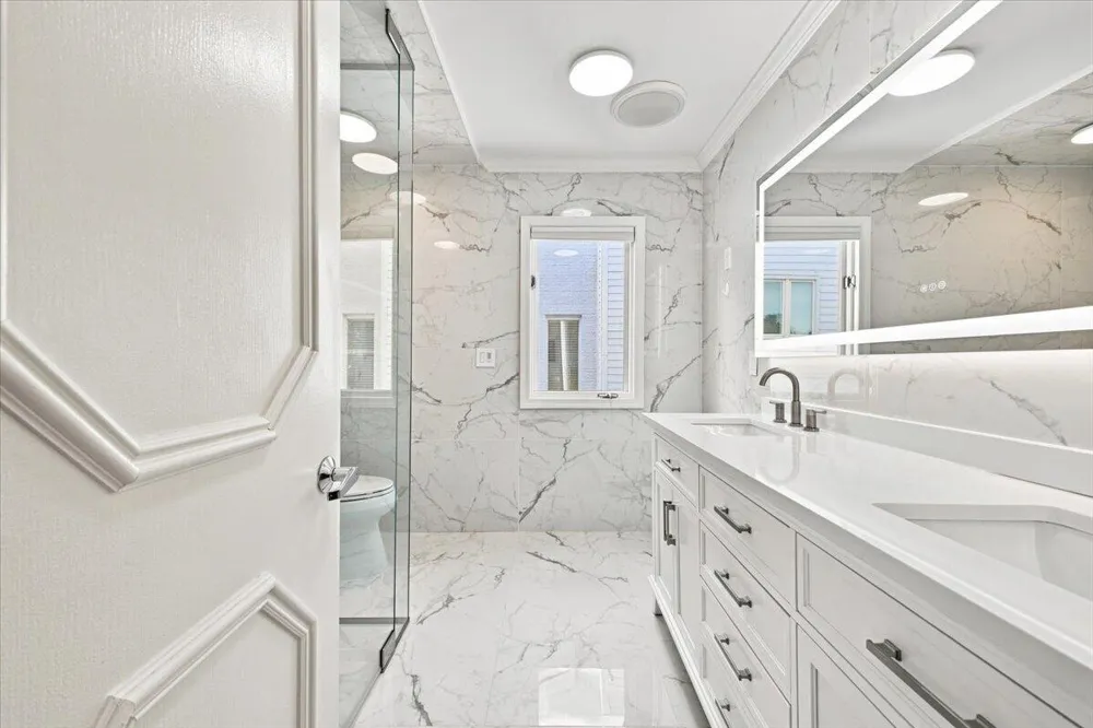 6122 Trailwood Lane West Bloomfield, MI 48322
