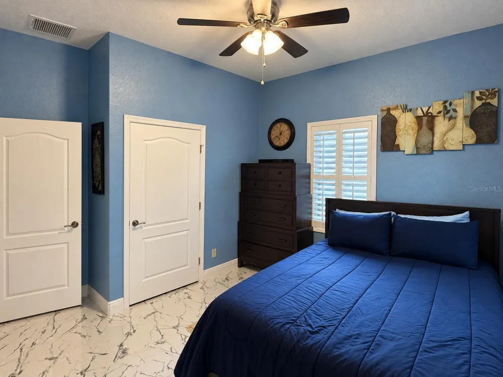 3009 W CLINTON STREET Tampa, FL 33614