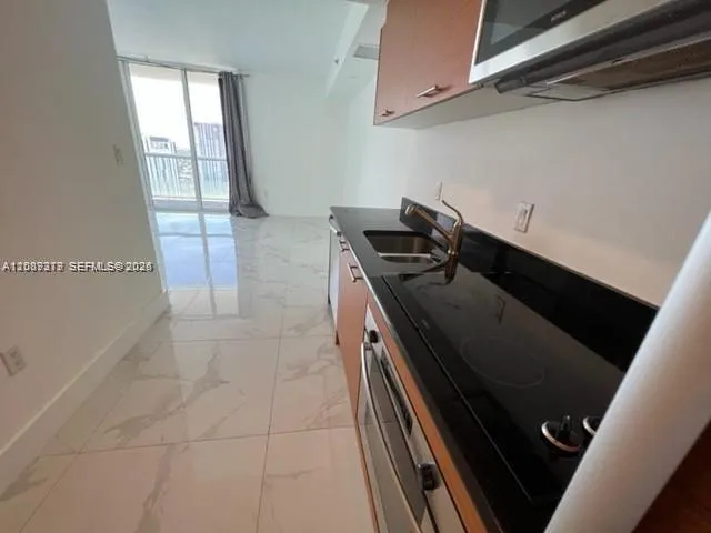 50 Biscayne Blvd #4409 Miami, FL 33132