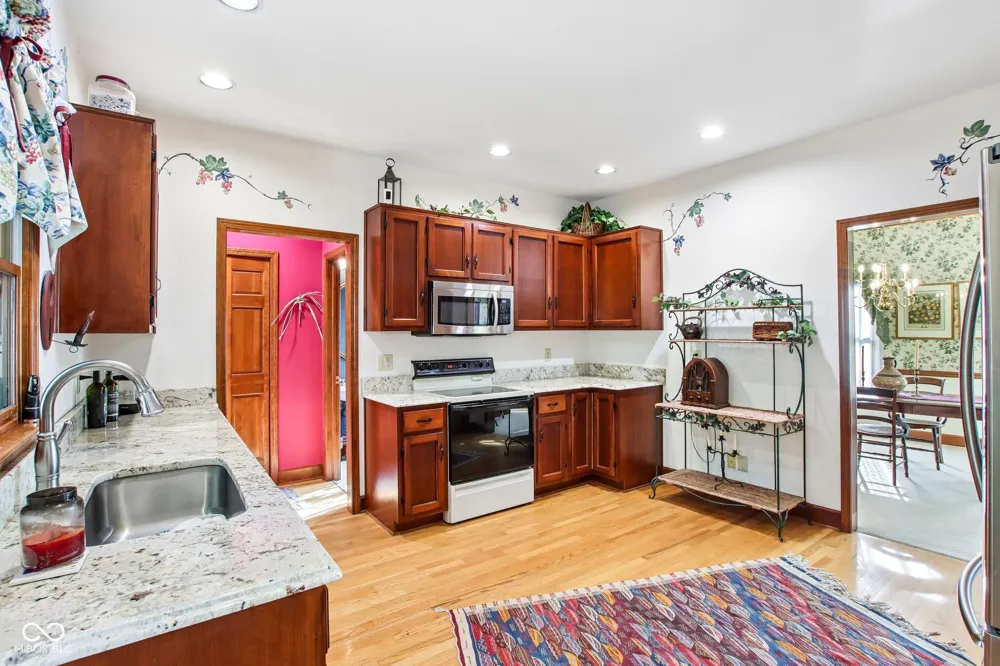 4731 Moss Lane Indianapolis, IN 46237