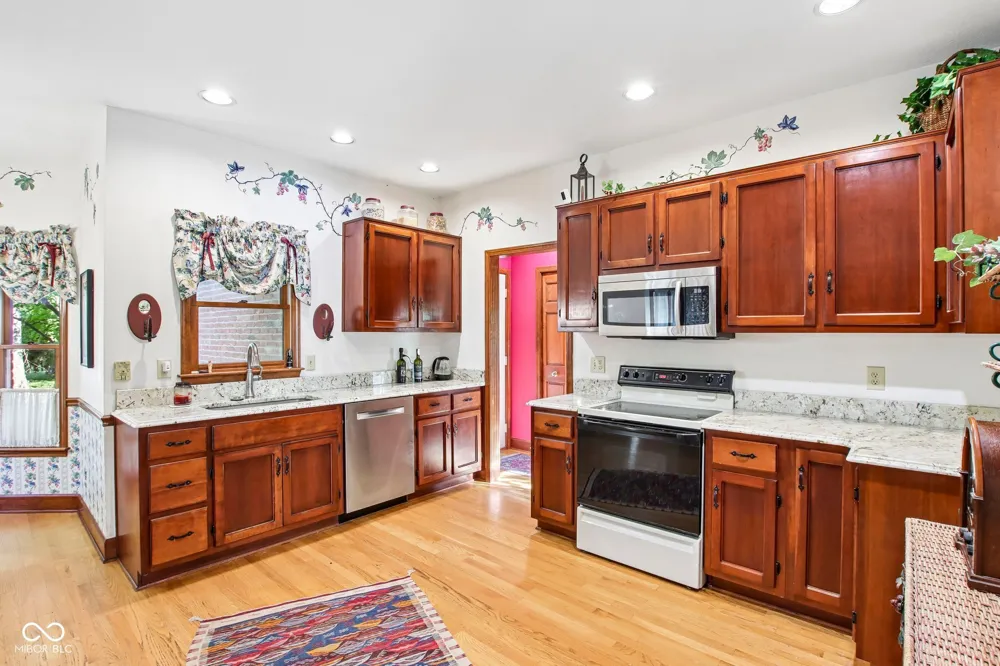 4731 Moss Lane Indianapolis, IN 46237