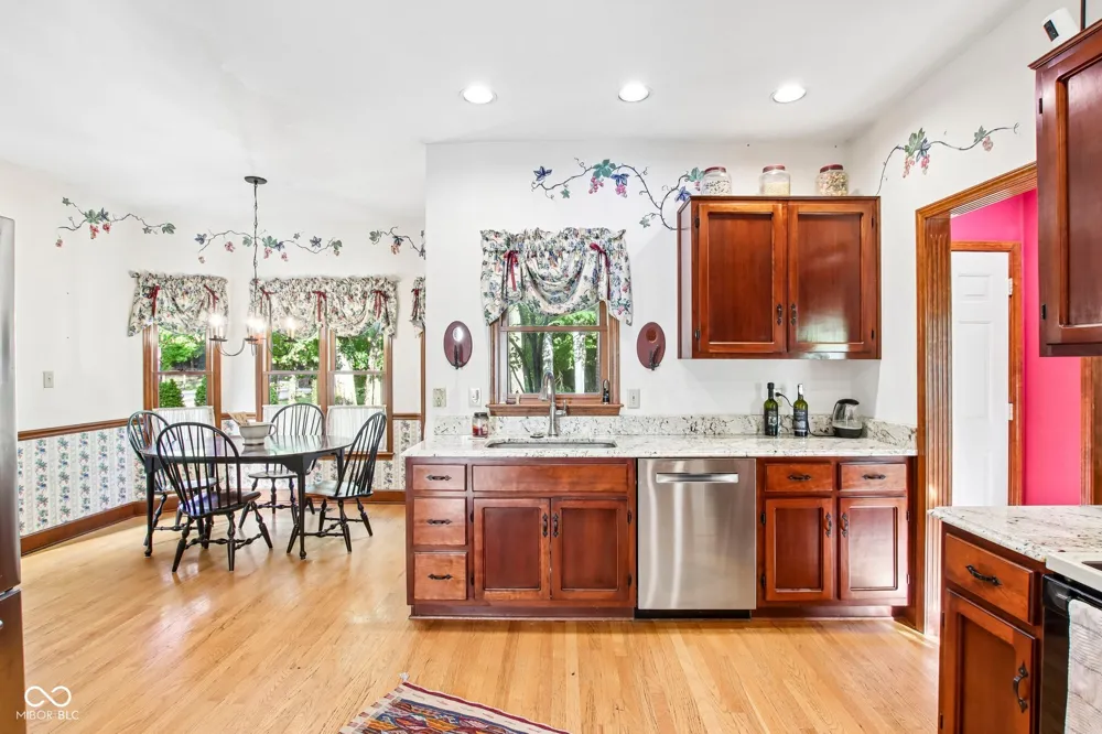 4731 Moss Lane Indianapolis, IN 46237