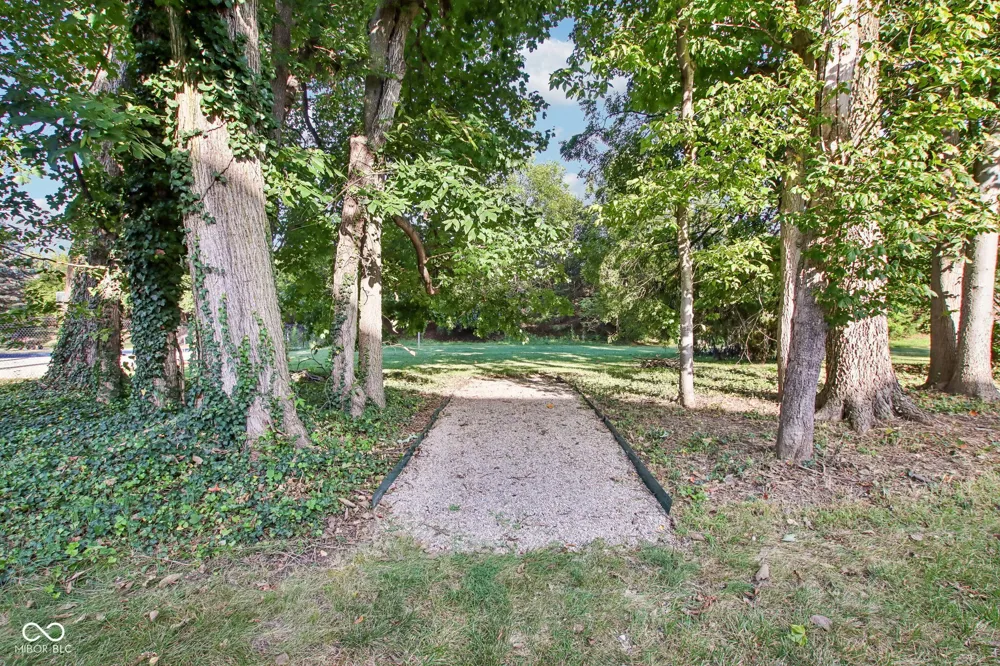 4731 Moss Lane Indianapolis, IN 46237
