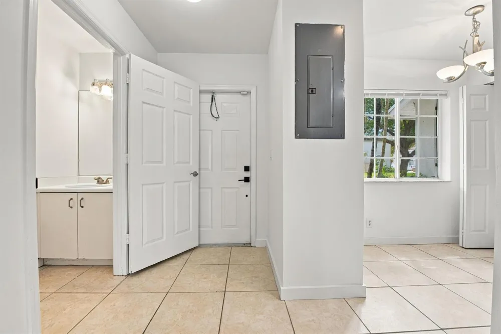 4441 SW 11th Place Deerfield Beach, FL 33442