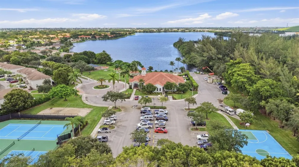 4441 SW 11th Place Deerfield Beach, FL 33442