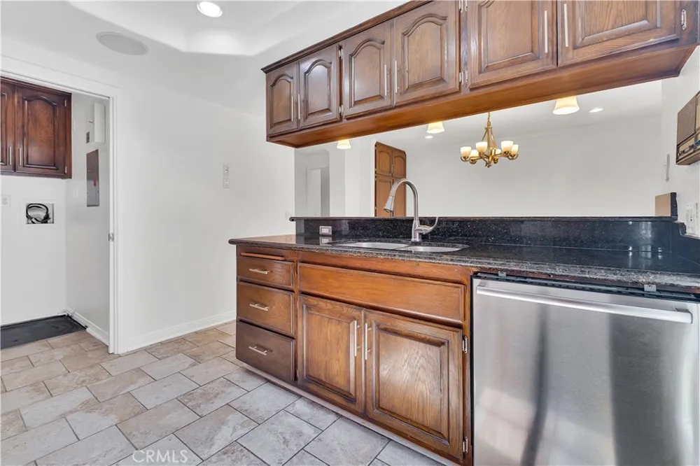 313 Broadway #9 Redondo Beach, CA 90277