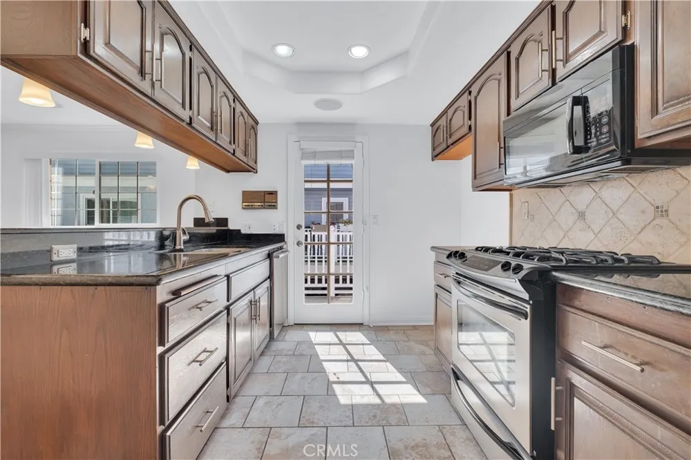313 Broadway #9 Redondo Beach, CA 90277