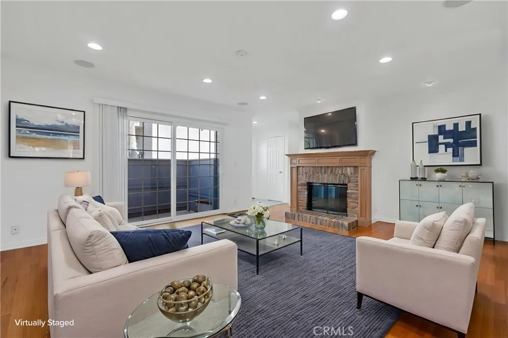 313 Broadway #9 Redondo Beach, CA 90277