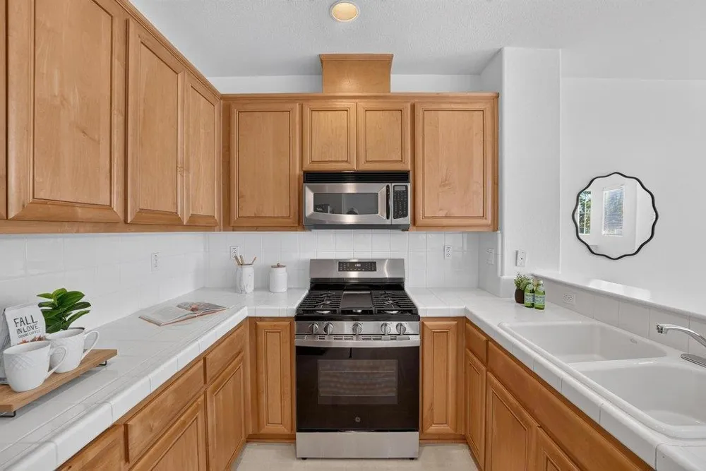 233 Lighthouse Drive Watsonville, CA 95076