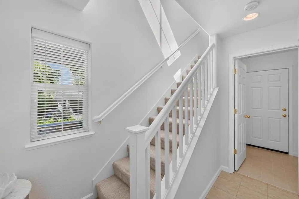 233 Lighthouse Drive Watsonville, CA 95076