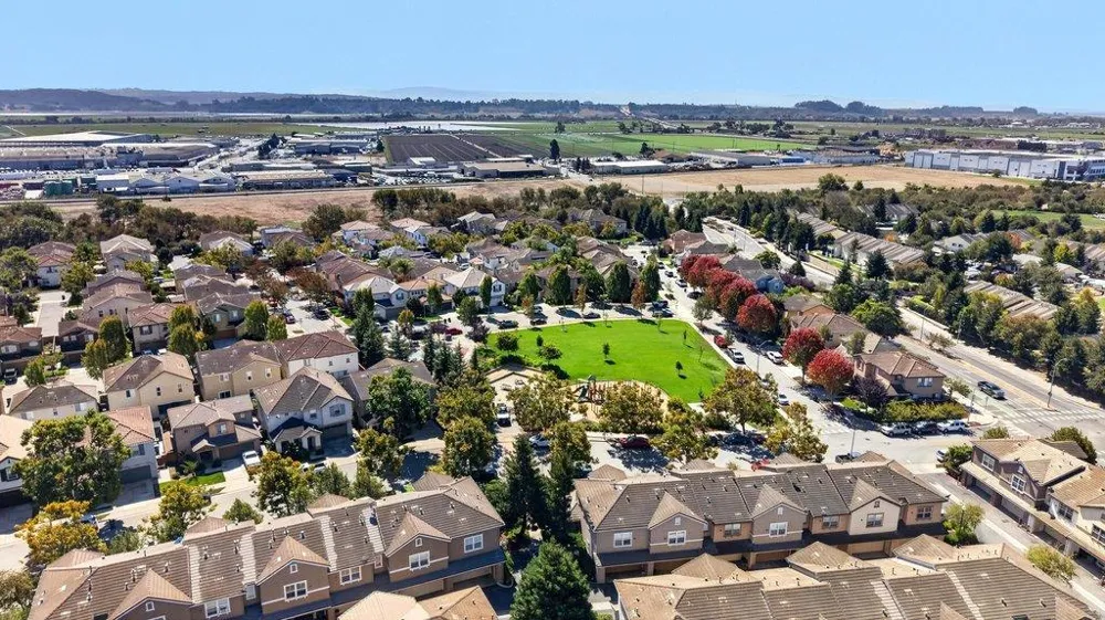 233 Lighthouse Drive Watsonville, CA 95076