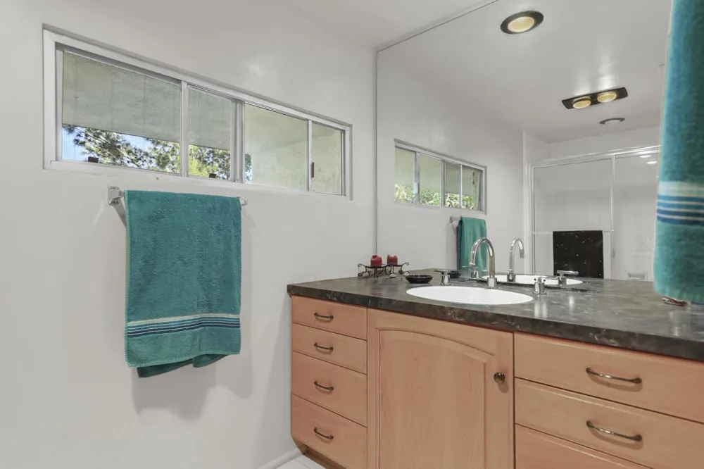 2504 Whitewater Club Drive #A Palm Springs, CA 92262