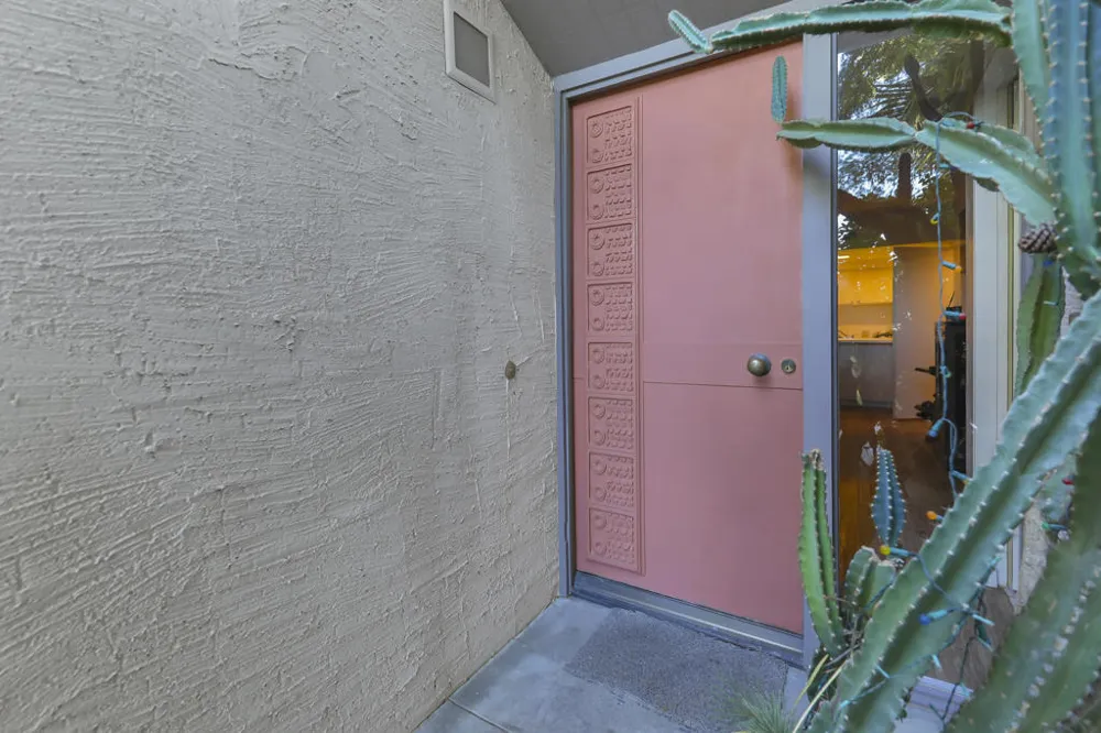 2504 Whitewater Club Drive #A Palm Springs, CA 92262