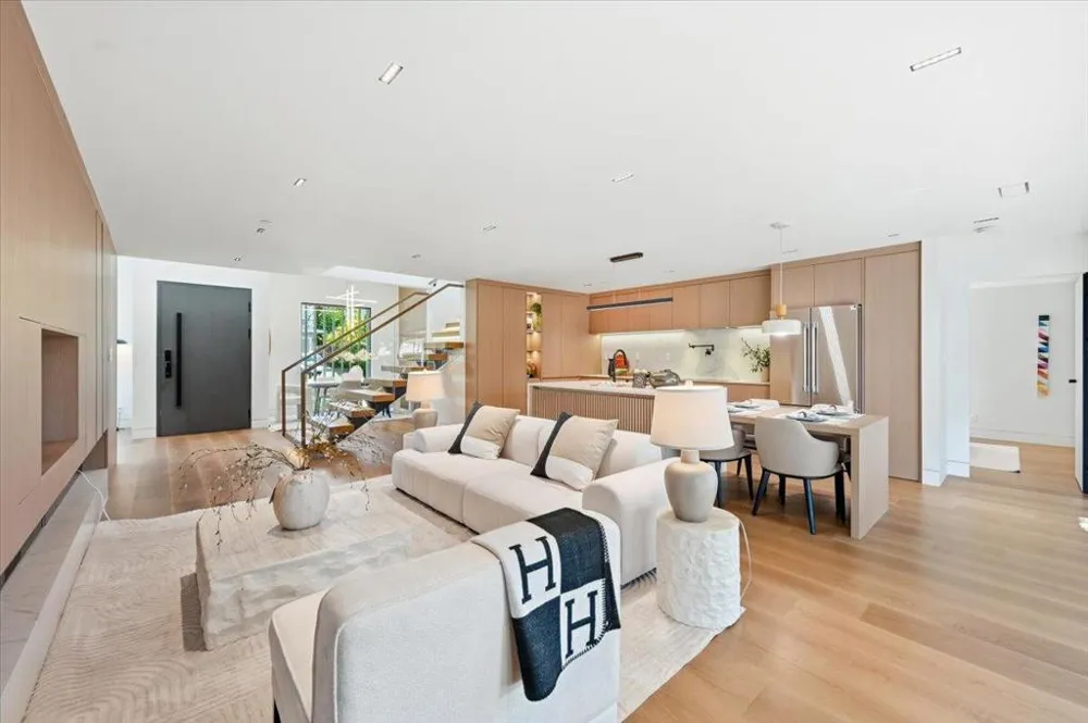 1811 Robin Whipple Way Belmont, CA 94002