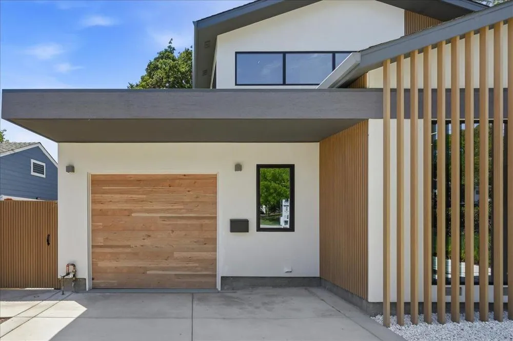 1811 Robin Whipple Way Belmont, CA 94002