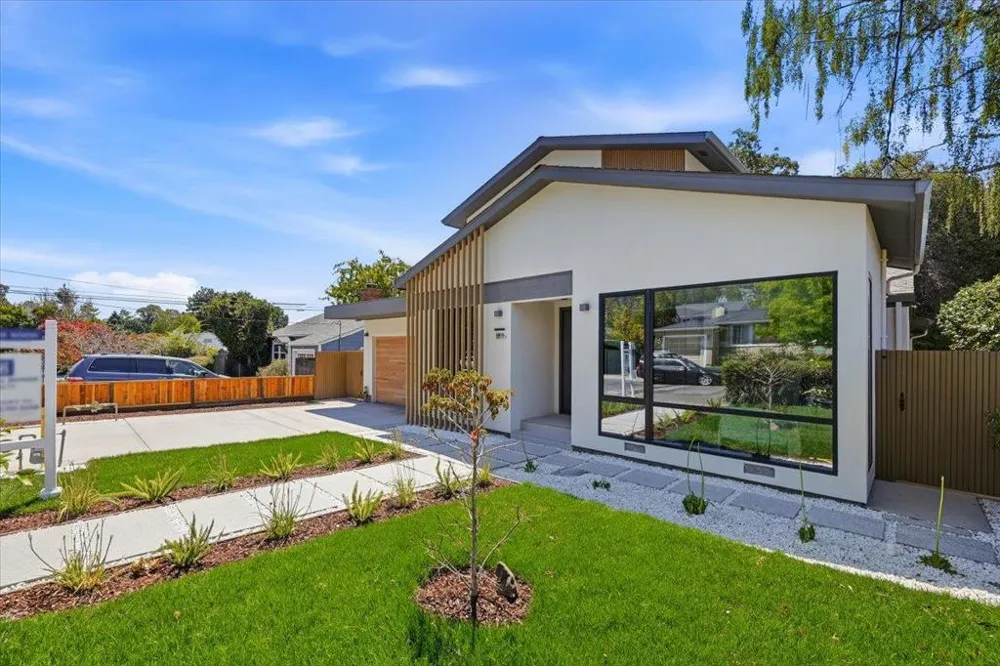 1811 Robin Whipple Way Belmont, CA 94002