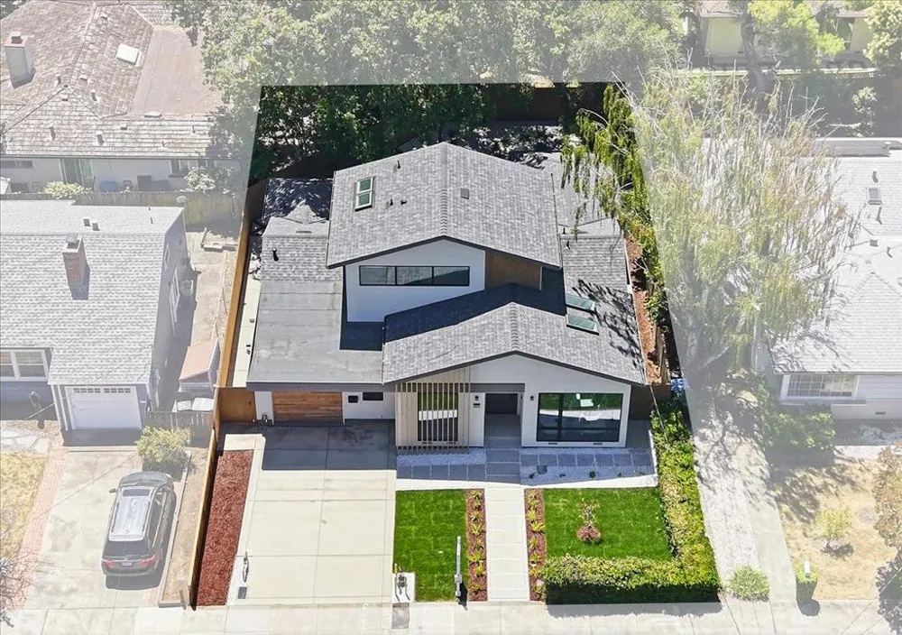 1811 Robin Whipple Way Belmont, CA 94002