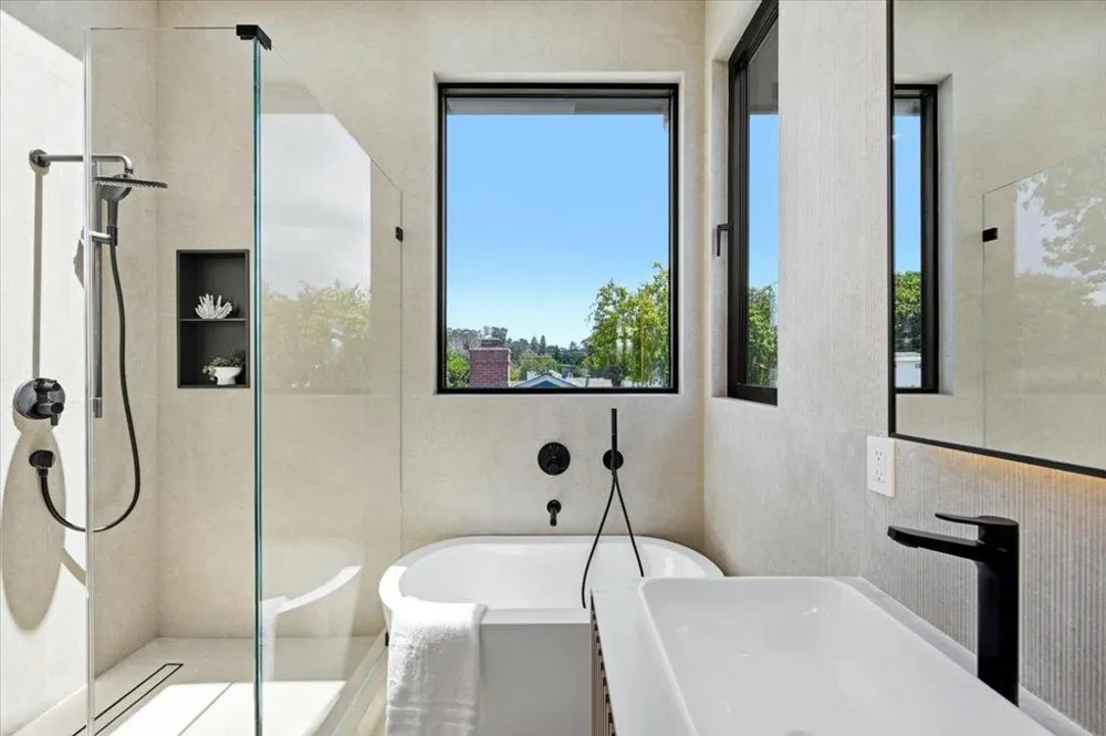 1811 Robin Whipple Way Belmont, CA 94002