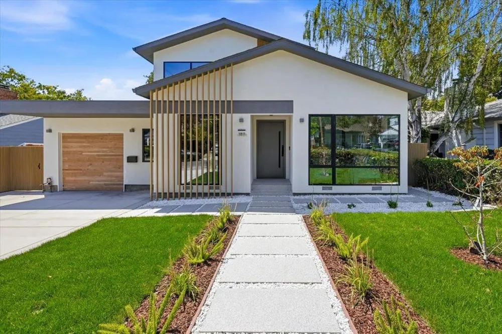 1811 Robin Whipple Way Belmont, CA 94002