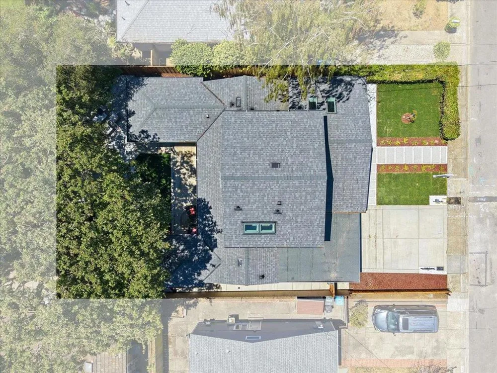 1811 Robin Whipple Way Belmont, CA 94002
