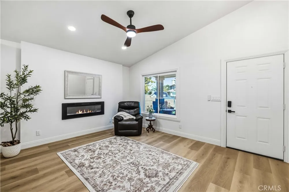 3024 Holline Court Lancaster, CA 93535