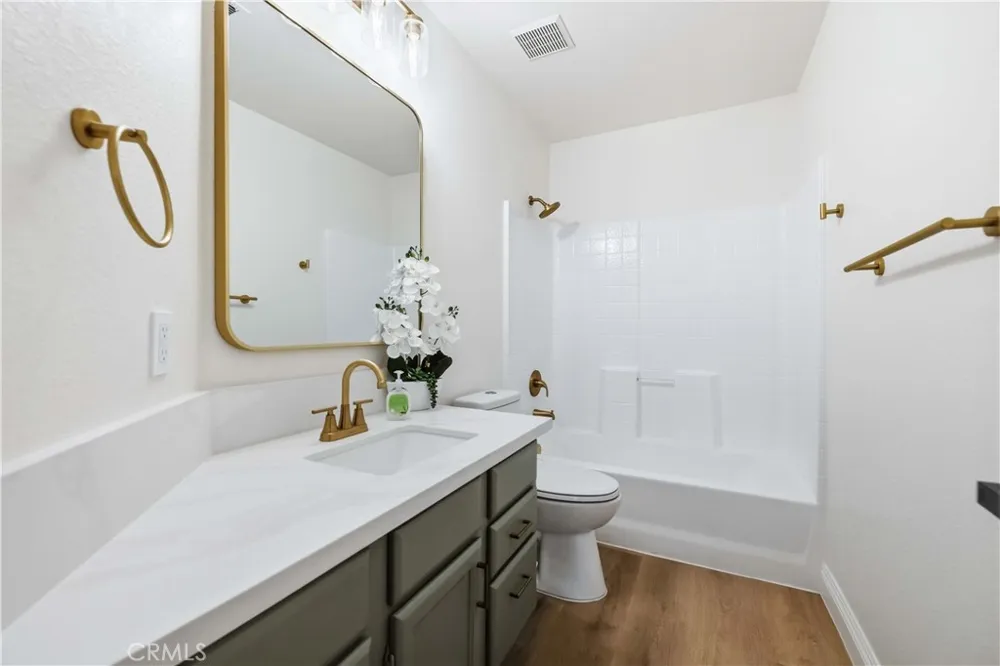 3024 Holline Court Lancaster, CA 93535