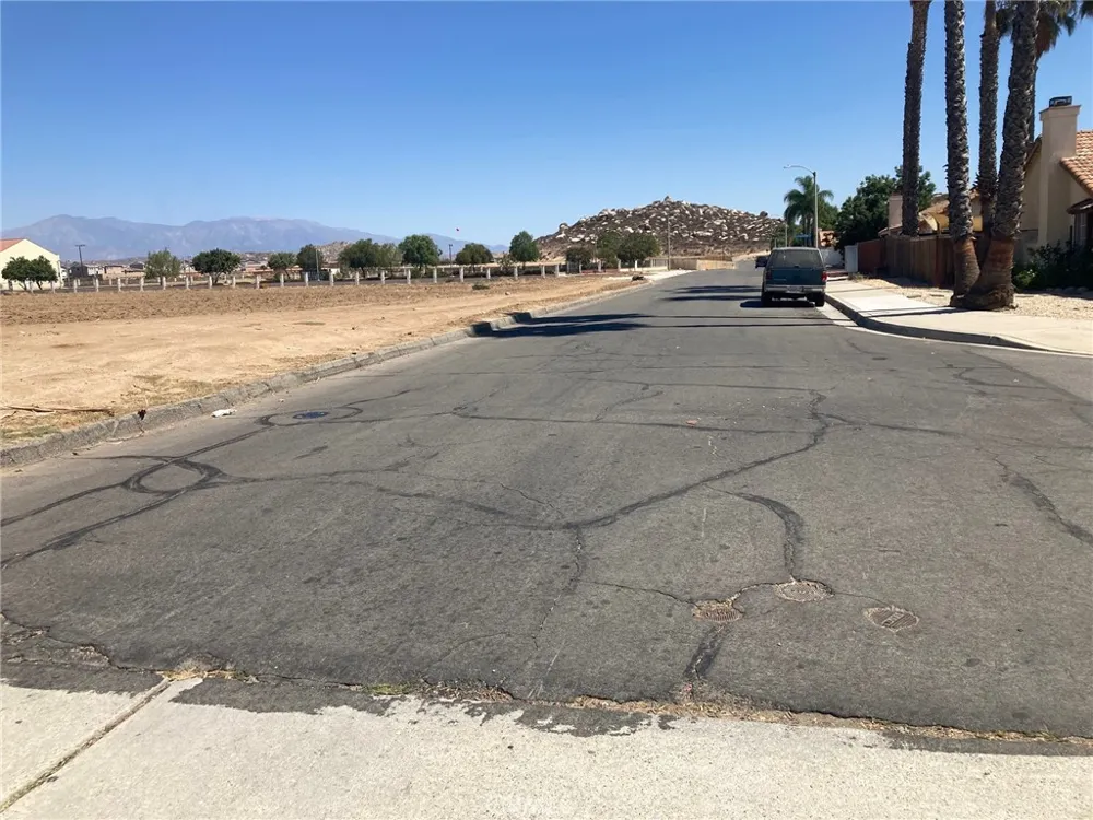 Copper Cove Lane Moreno Valley, CA 92553