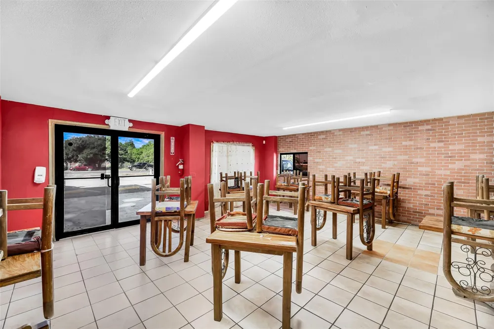 8040 Val Verde Road Donna, TX 78537