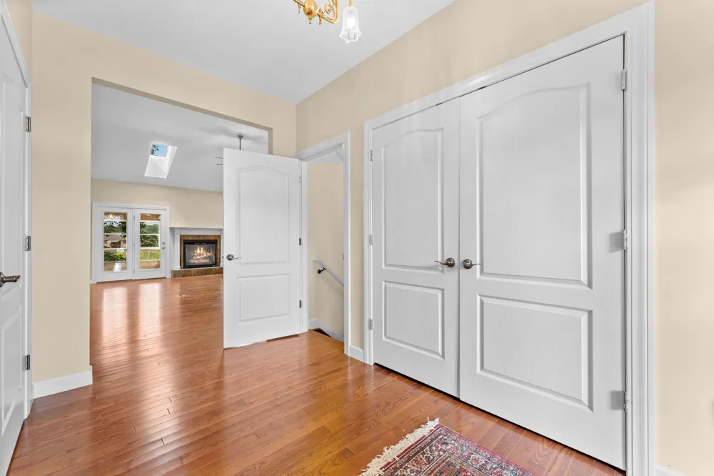 8243 Heathertree Lane Brighton, MI 48116