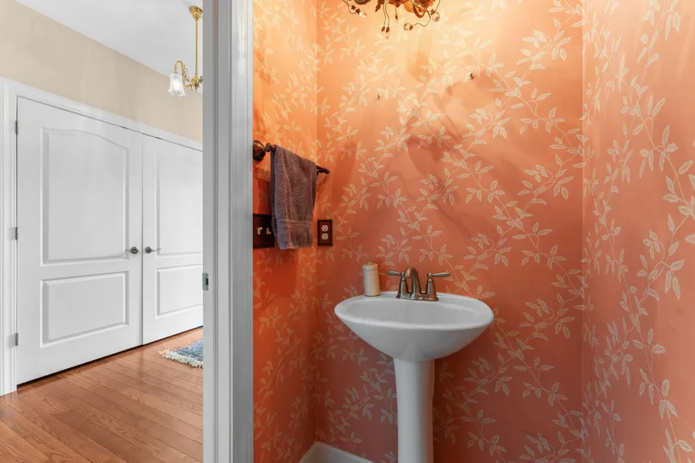 8243 Heathertree Lane Brighton, MI 48116