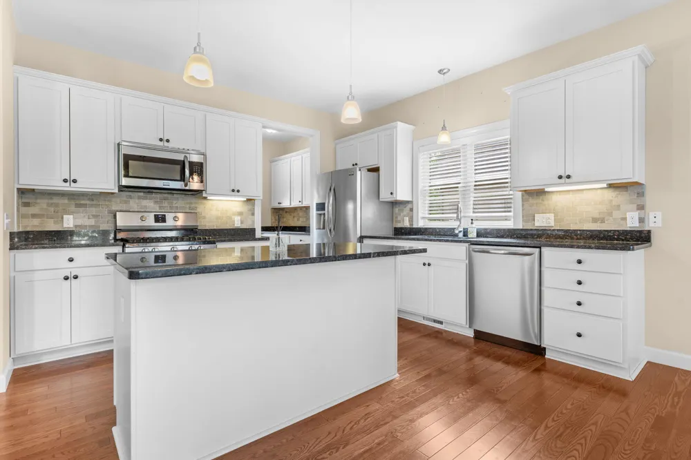 8243 Heathertree Lane Brighton, MI 48116