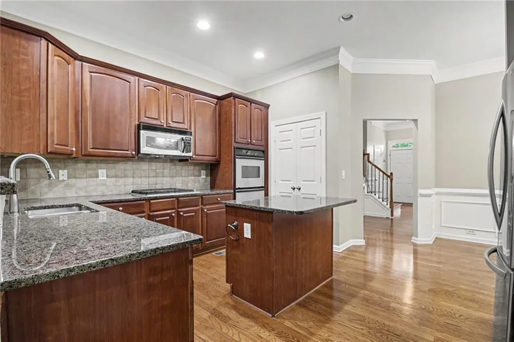 3433 Kiveton Drive Peachtree Corners, GA 30092