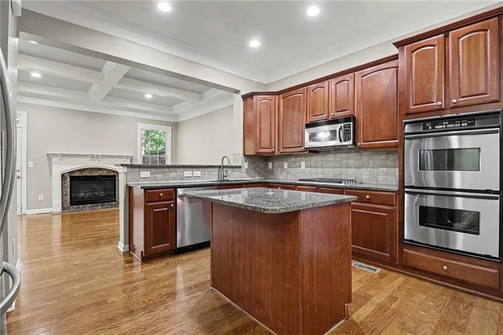 3433 Kiveton Drive Peachtree Corners, GA 30092